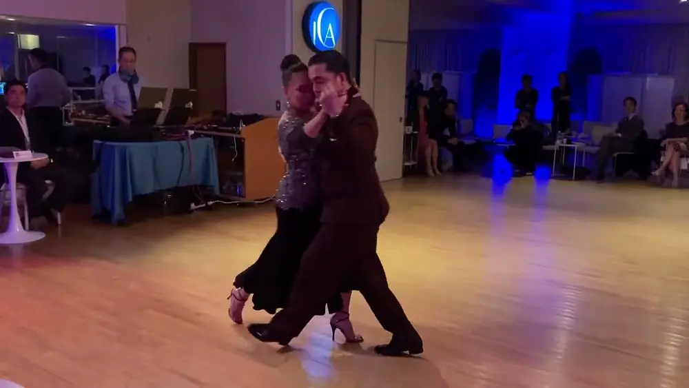Video thumbnail for Amelia Rambe & Ferrol Mathew - Temo (Orquest Tipica Victor)