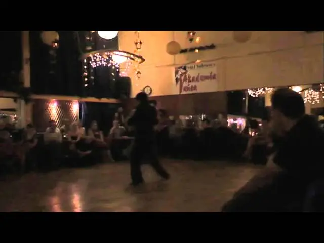 Video thumbnail for Eugenia Parilla & Yanick Wyler, Milonga "Na Chlodnej", tango nuevo show (4/4)