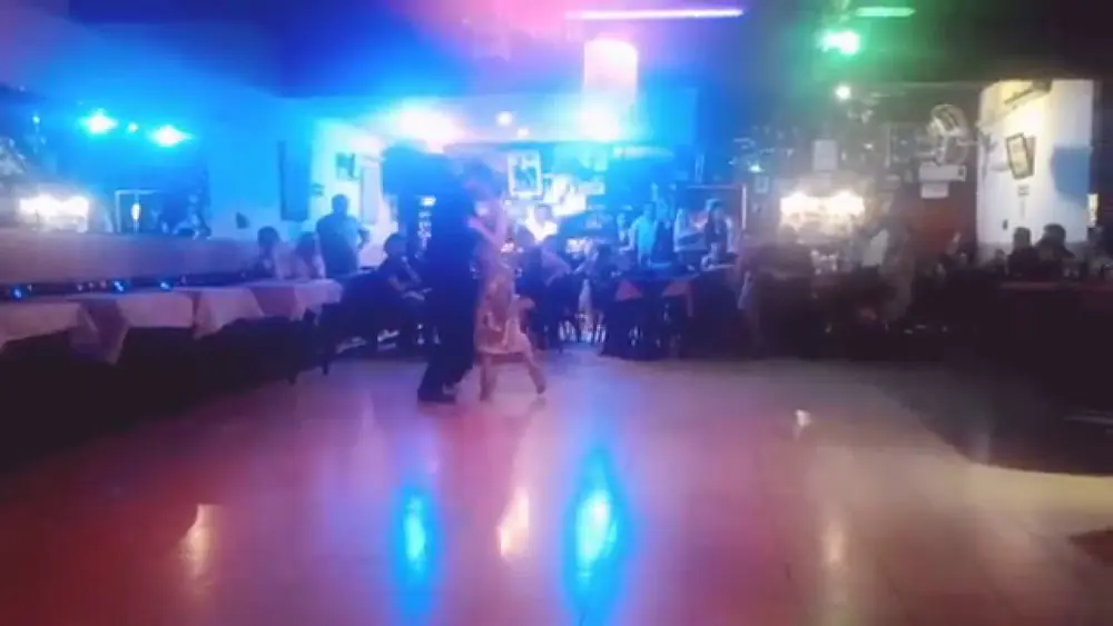 Video thumbnail for Carolina Gianinni y Mauro Caiazza 9/12/15 video I