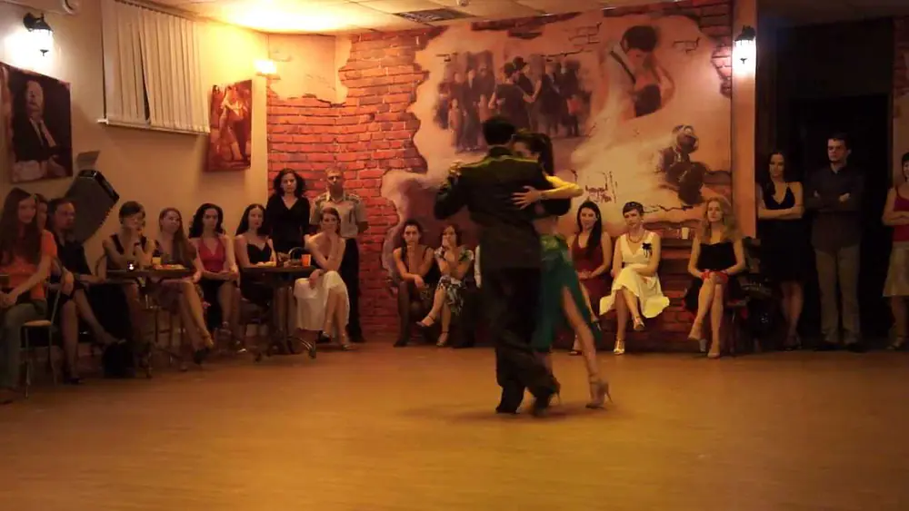 Video thumbnail for VLADIVOSTOK, Russia - 2/3 - Juliana Aparicio & José Almar - Por la huella