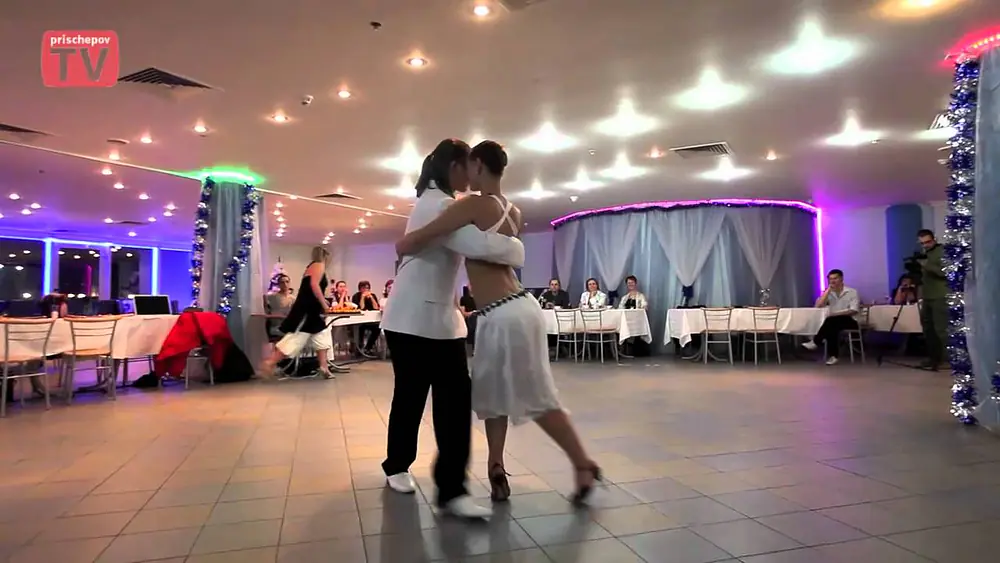 Video thumbnail for Roman Gladkov and Nadezhda Shilova (Nizhny Novgorod), White Tango Festival 2010, Russia, Moscow