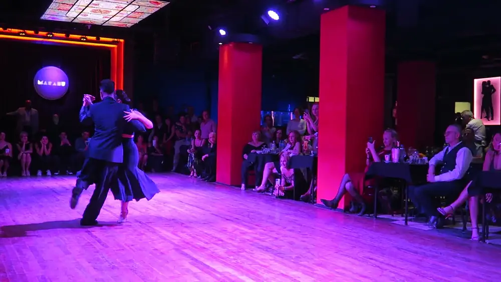Video thumbnail for Suyay Quiroga y Jonny Carvajal at El Milongon Buenos Aires 2023 1