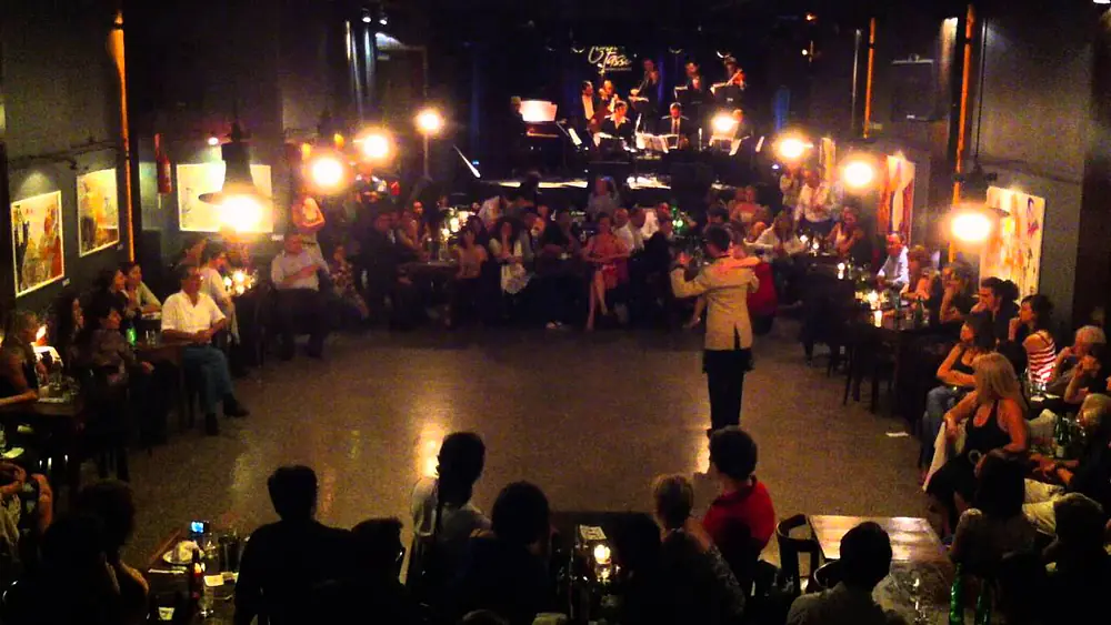 Video thumbnail for Café Dominguez - Inés Muzzopappa y Dante Sánchez con Rascacielos en el Tasso