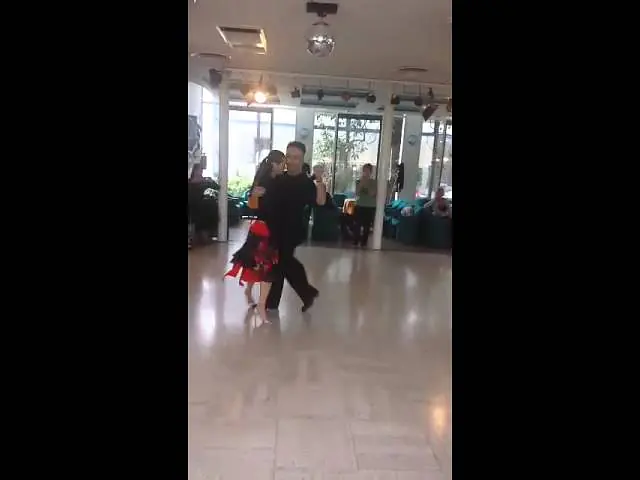 Video thumbnail for "Corazon de Oro" Marco Palladino baila en Monticelli Terme 2014