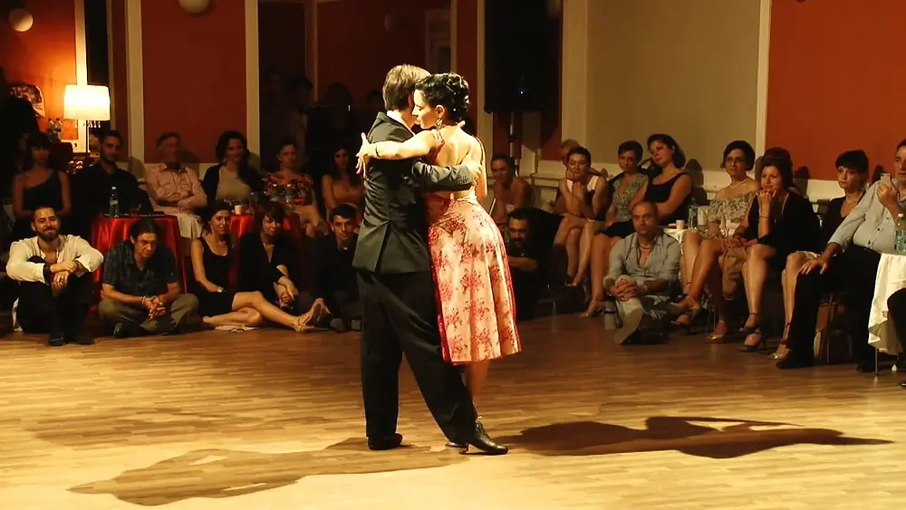 Video thumbnail for Dominic Bridge y Cecilia Piccinni - Tango Cazino 2014 - 3/4