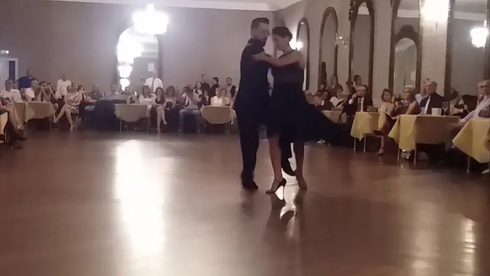 Video thumbnail for Javier Rodriguez e Moira Castellano - vals