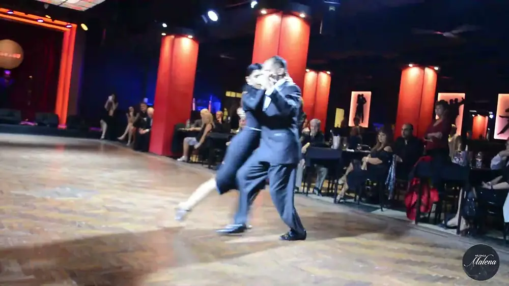 Video thumbnail for Majo Garcés & Frank Obregón  en Milonga Malena "COMO NINGUNA"!!1/4