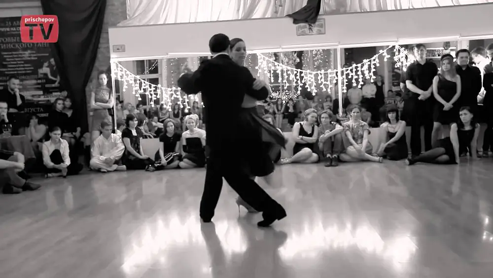 Video thumbnail for Esteban Moreno & Claudia Codega,  Russia, Moscow, milonga "Walking through Chinatown" (3)