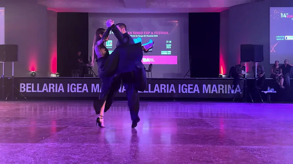 Video thumbnail for Camila Alegre Ezequiel Lopez Bellaria Igea Marina European Tango 29/06/2024  (3/3)