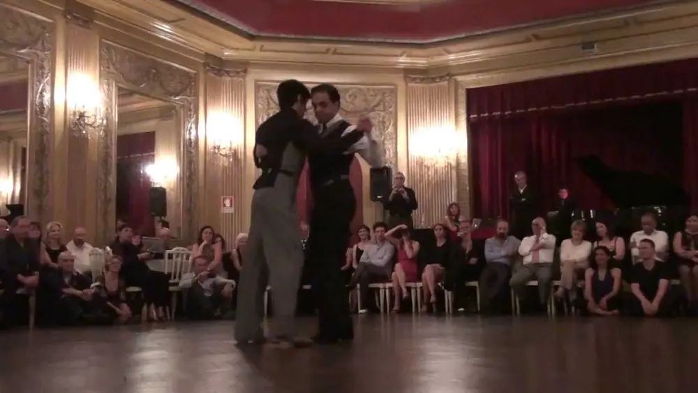 Video thumbnail for Vito Muñoz y Claudio Cardona - "Arrabalera"