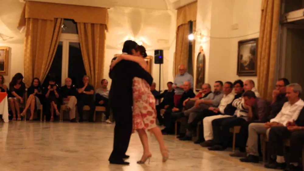 Video thumbnail for Osvaldo Roldàn e Anna Maria Ferrara - Torna a Surriento 10 Maggio 2014