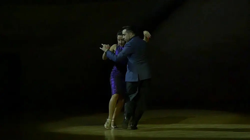 Video thumbnail for "La Milonga de Buenos Aires" Jonathan Saavedra & Clarisa Aragon, Solo Tango Orquesta