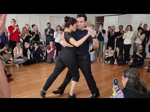 Video thumbnail for Argentine tango workshop - Boleos: Vanesa Villalba & Facundo Piñero - La Yumba