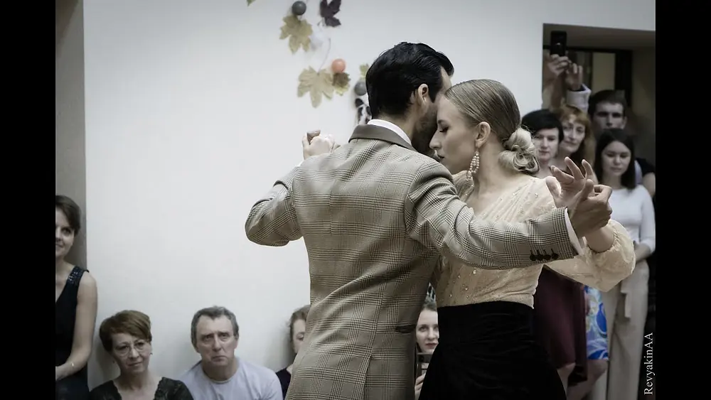 Video thumbnail for Juan Manuel Rosales and Liza Rosales. Милонга