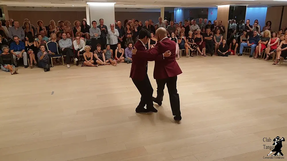 Video thumbnail for Claudio Cardona & Vito Muñoz   XVII Encuentro Internacional Tango Valencia 2019 - 1/3