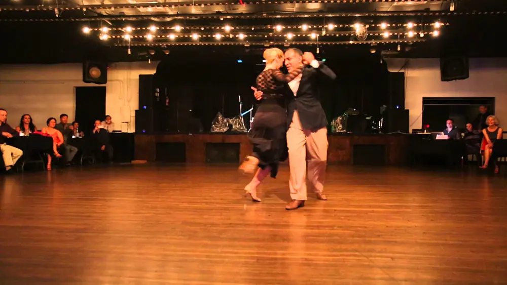 Video thumbnail for Claudio villagra and helena Fernandez @ tango mio 3 of 3