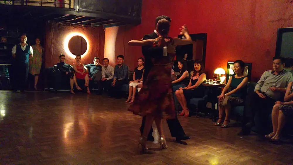 Video thumbnail for Andres Laza Moreno y Luciana Arregui en Shanghai 4/4