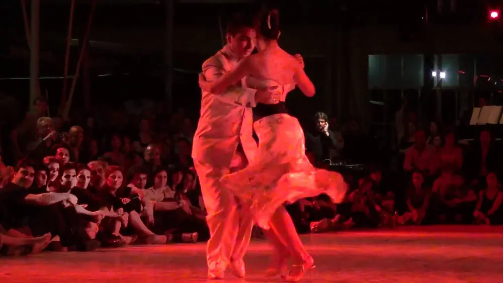 Video thumbnail for Sebastián Achaval y Roxana Suarez en el Festival de Torino 2012