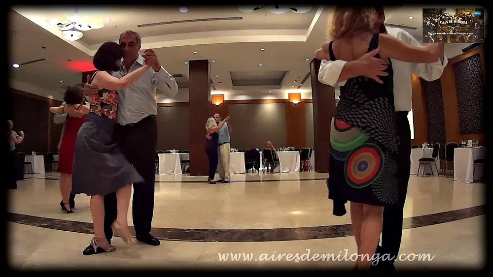 Video thumbnail for Como milonguear con el real sentido tradicional en las milongas. Adriana Fontan y Carlos Neuman