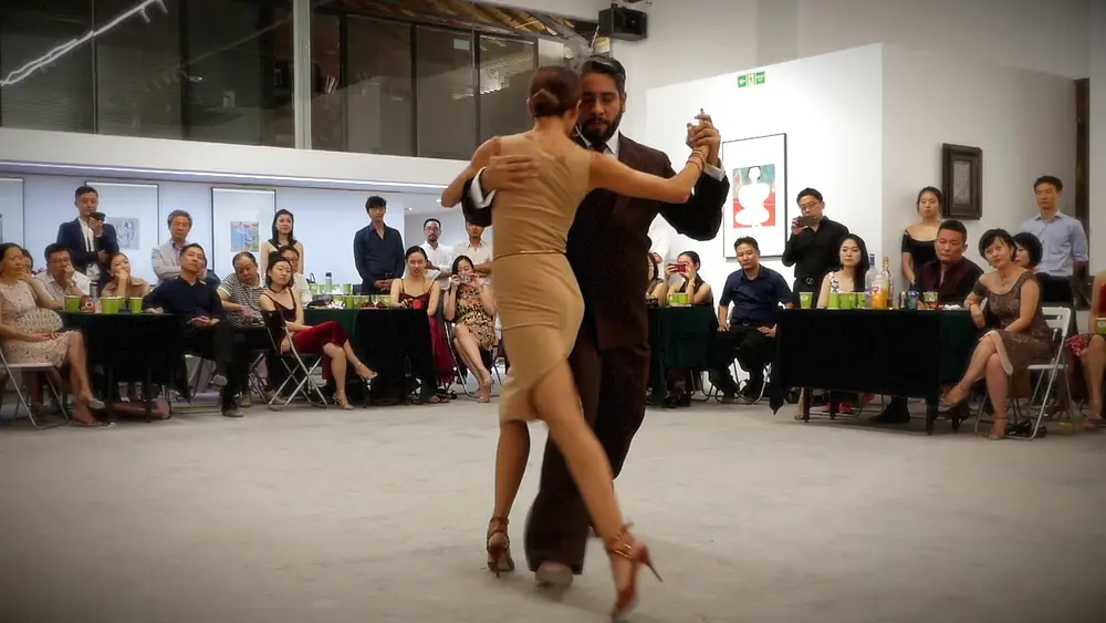 Video thumbnail for VM Anniversary Lucianna Arregui y Andres Laza Moreno Show 4/4