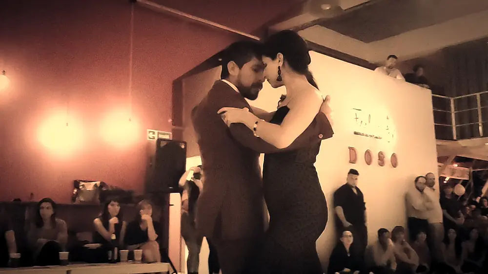 Video thumbnail for Mariela Sametband y Guille el peque Barrionuevo - Dos Orillas 1/4