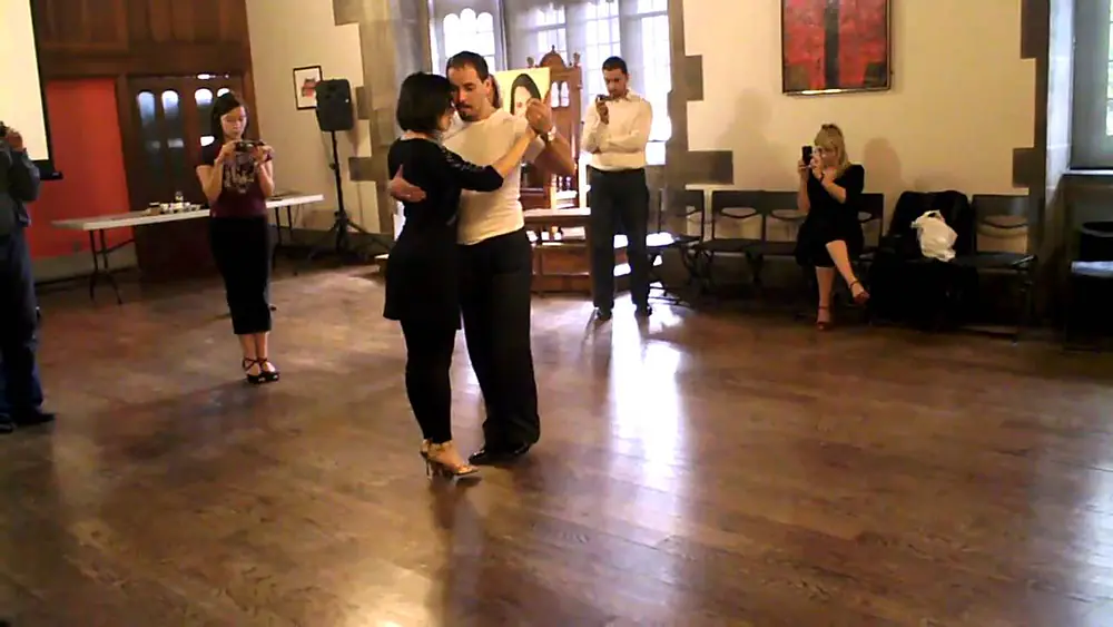 Video thumbnail for Daniel Nacucchio & Cristina Sosa: Toronto tango congress workshop (1)