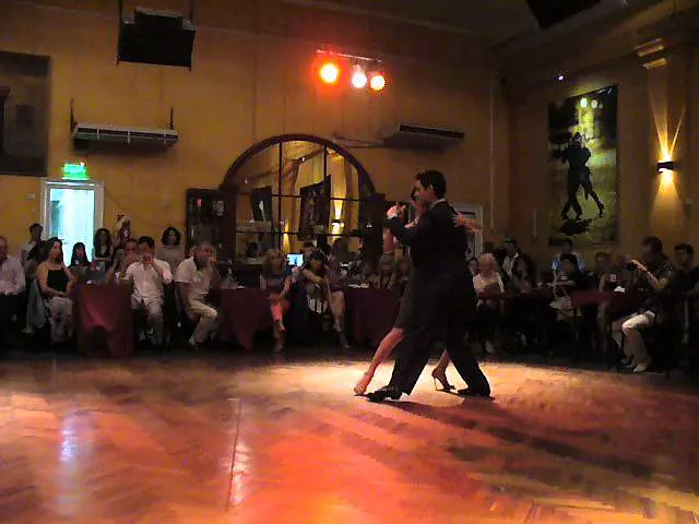 Video thumbnail for Cuando el amor Muere - Alejandro Beron y Veronica Vazquez en Soho Tango