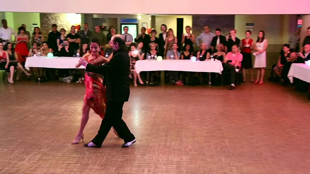 Video thumbnail for Nick Jones & Diana Cruz (2) - Toronto Tango Festival 2015