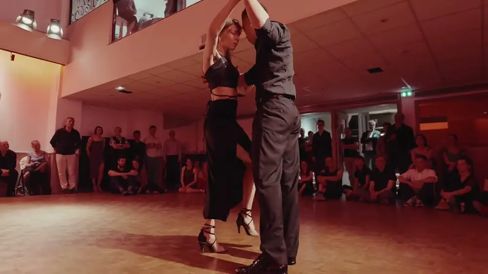 Video thumbnail for Dorothée Acchiardi and Maxime Guion - Pablo