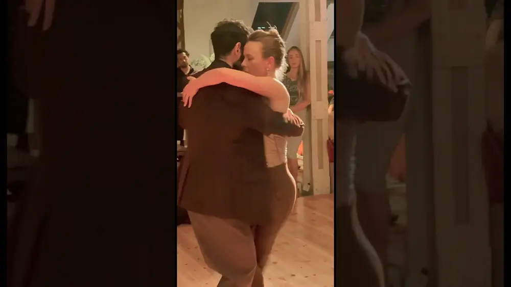 Video thumbnail for Aneta Orlik & Emre Eroğlu performing at milonga Latidos in Berlin. May 2025.