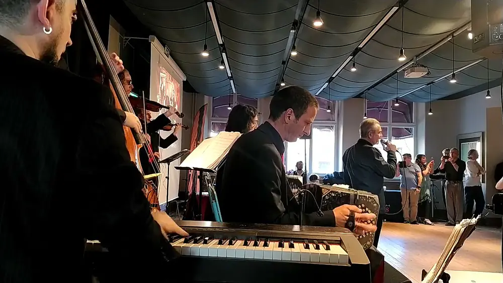 Video thumbnail for La Juan D'arienzo con Fernando Rodas - Paciencia - Stockholm 22