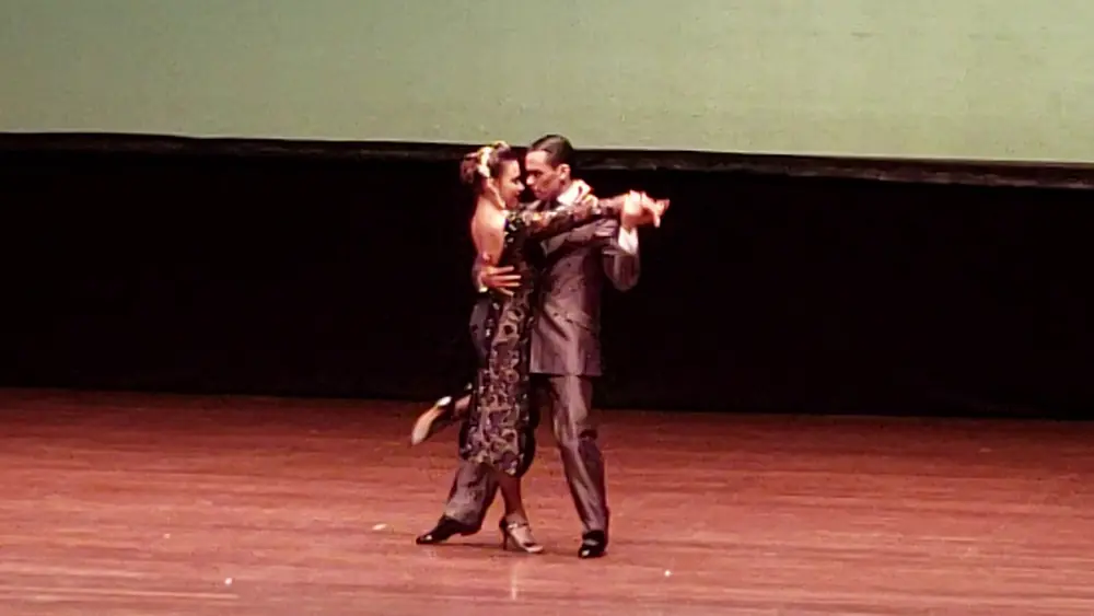 Video thumbnail for Juan David Vargas y Paulina Mejía - Yunta de Oro