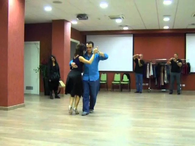 Video thumbnail for Esteban Moreno e Claudia Codega - stage milonga, Bari 2011