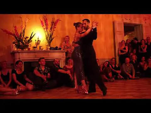 Video thumbnail for Rebekka Weckesser & Germán Landeira - 2/4 „Bailando me diste un beso“ Canaro Vals