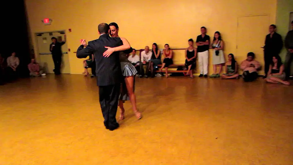 Video thumbnail for Oliver Kolker and Silvina Valz, El Abrazo, 10-19-2012, 1/3