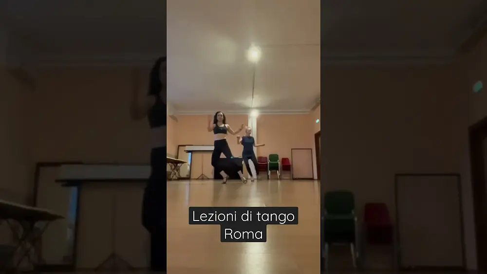 Video thumbnail for Lezioni di Tango a Roma - Laia Barrera #tangodancers #tangodance