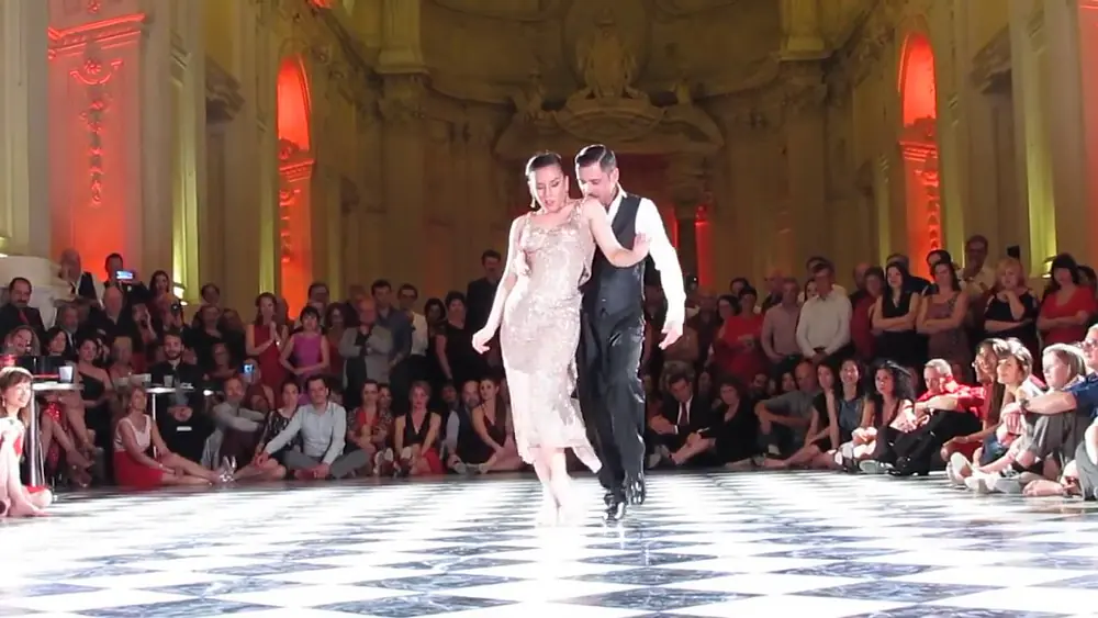 Video thumbnail for Neri Piliu & Yanina Quinones Torino Tango Festival 2019 4 4
