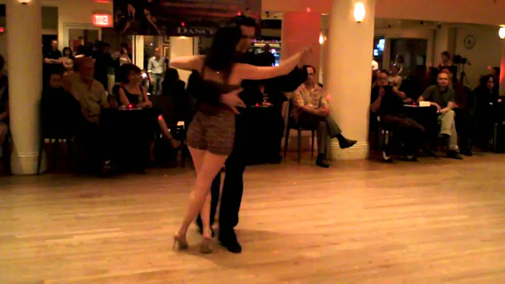 Video thumbnail for Argentine Tango: Sol Alzamora & Leandro Capparelli @ Big Apple Tango Festival 2012 - Oigo Tu Voz