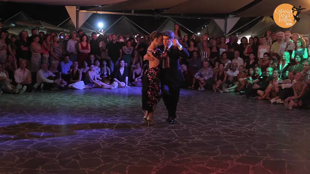 Video thumbnail for Catania Tango Festival 2016 - Adrian Veredice, Alejandra Hobert (2/4)