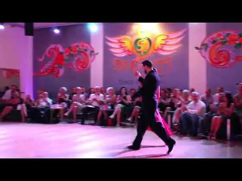 Video thumbnail for Dmitriy Kuznetsov & Olga Nikola 1/4 - 2 Corazones Tango Accademia Rimini 29/06/2018