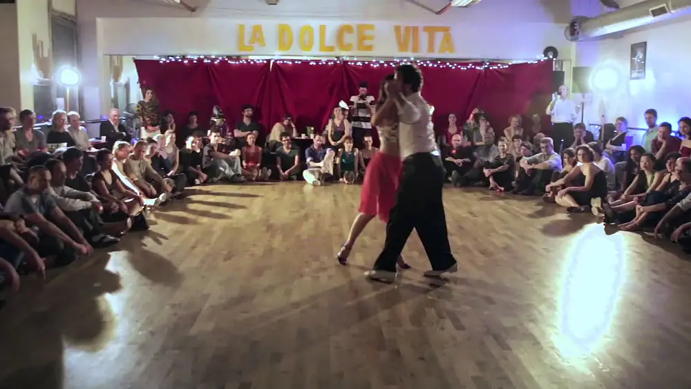 Video thumbnail for Pablo Inza et Sofia Saborido - 4/5 - La Dolce Vita - 13/04/2014