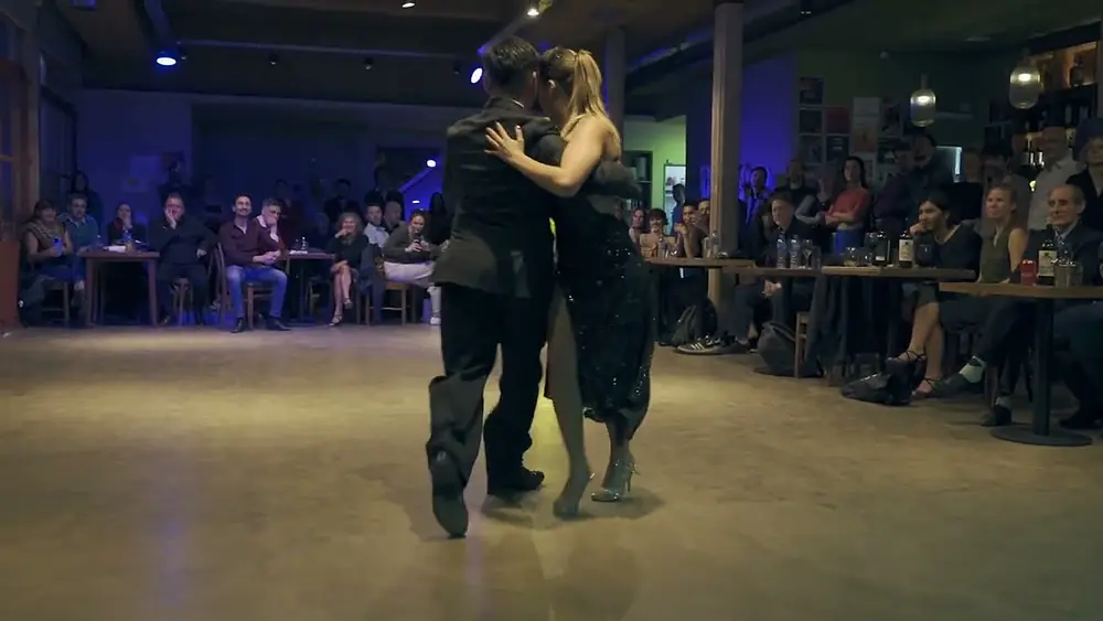 Video thumbnail for MORENA MARQUEZ & LUCIO GALVAN - EL LÁTIGO, JUAN D'ARIENZO