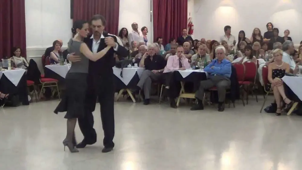 Video thumbnail for Paula Franciotti & Orlando Scarpelli (Tango) "Amarras" En: "Vida Mía" (Viernes 22-02-13) 01.