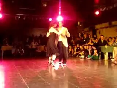 Video thumbnail for Federico Naveira & Inés Muzzopappa - D´arienzo