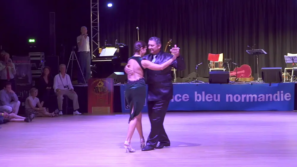 Video thumbnail for 3ème FESTIVAL NORMANDIE       TANGO        Sandra Messina & Ricardo Calvo MILONGA