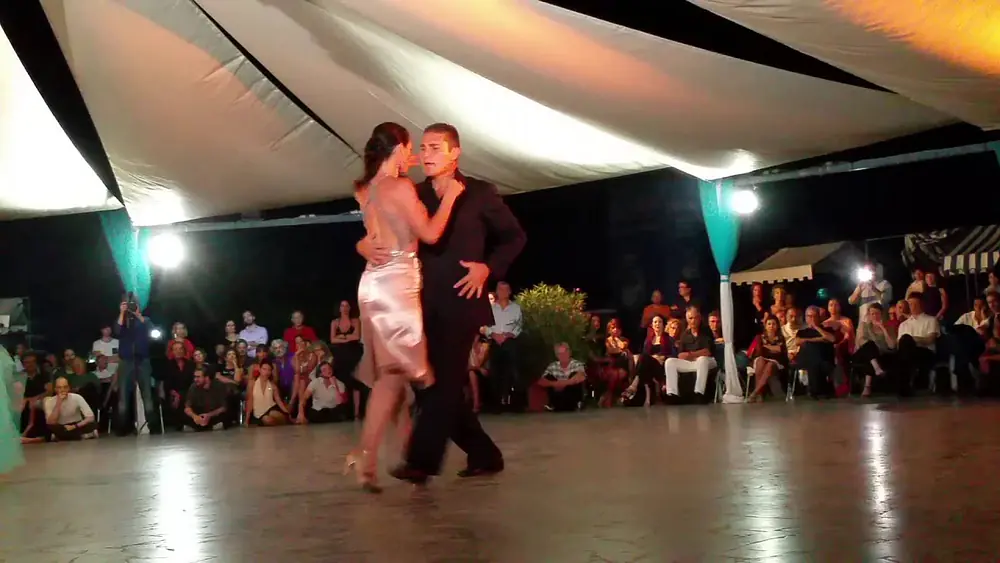 Video thumbnail for Erica Boaglio y Adrian Aragon Catania Tango Festival 2015 Part 1