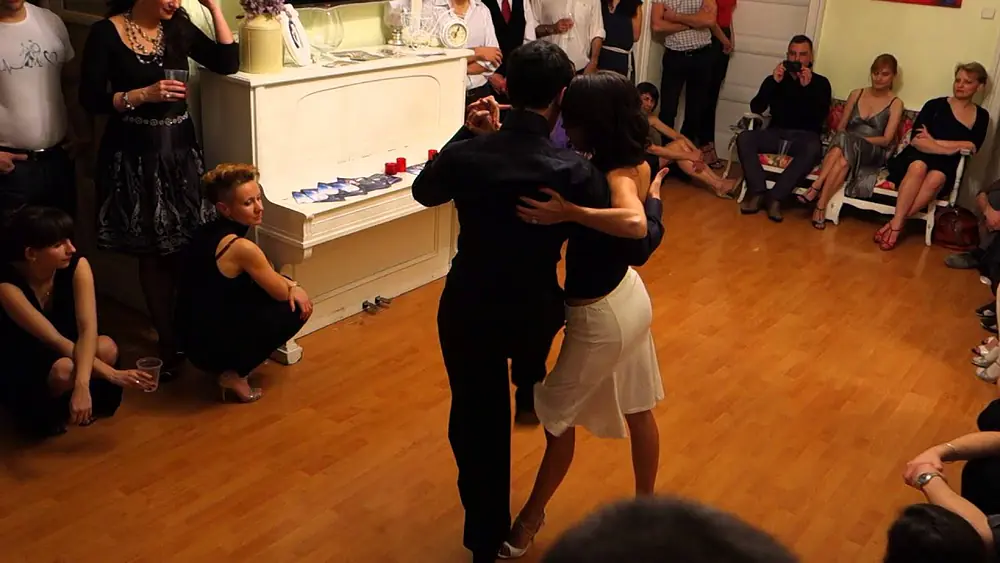 Video thumbnail for Jose Almar y Juliana Aparicio