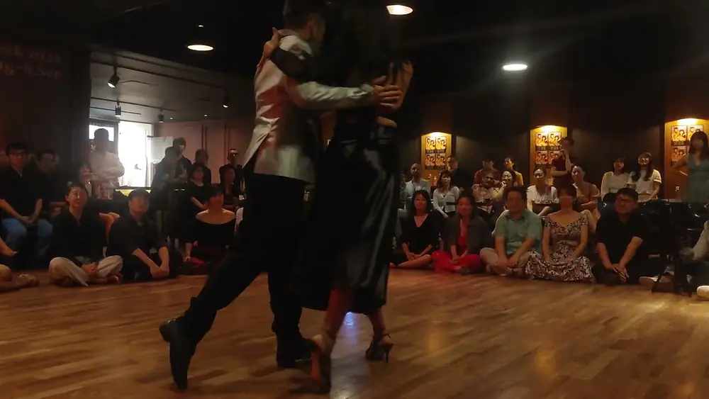 Video thumbnail for [Tango Bardo - Chique] Rodrigo Fonti & Majo Martirena