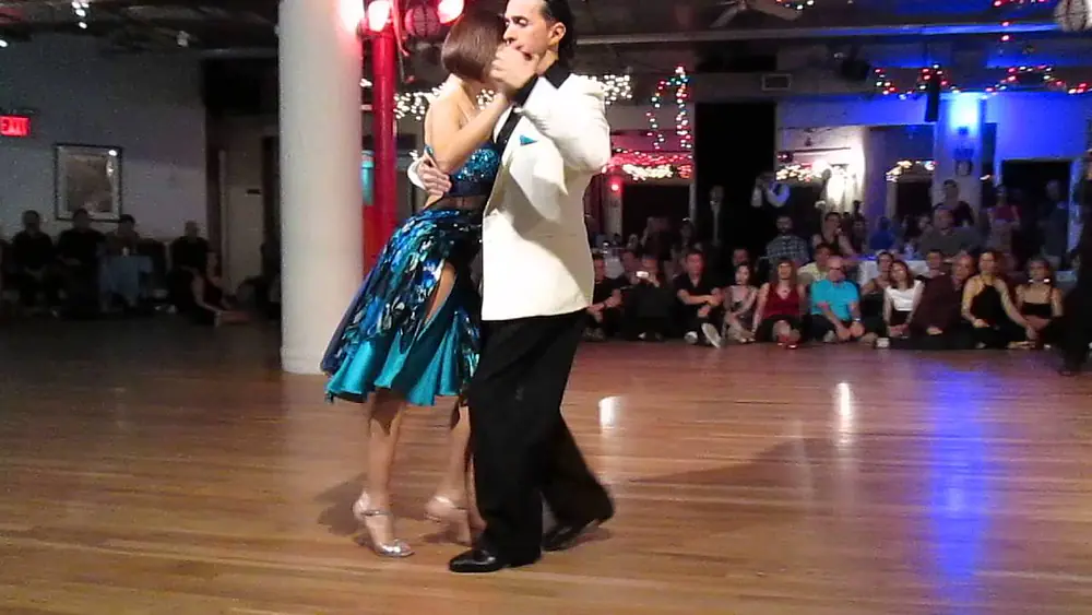 Video thumbnail for Argentine Tango:Gisela Natoli and Gustavo Rosas - Yuyo Verde