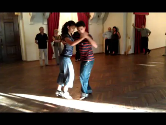 Video thumbnail for Juan Alba y Rocío Lequio резюмэ урока. фестиваля "Невская милоннга 2012"